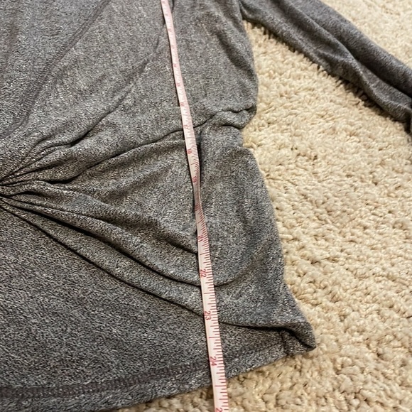 Zella L charcoal gray long sleeve top with twist bottom - Picture 8 of 10